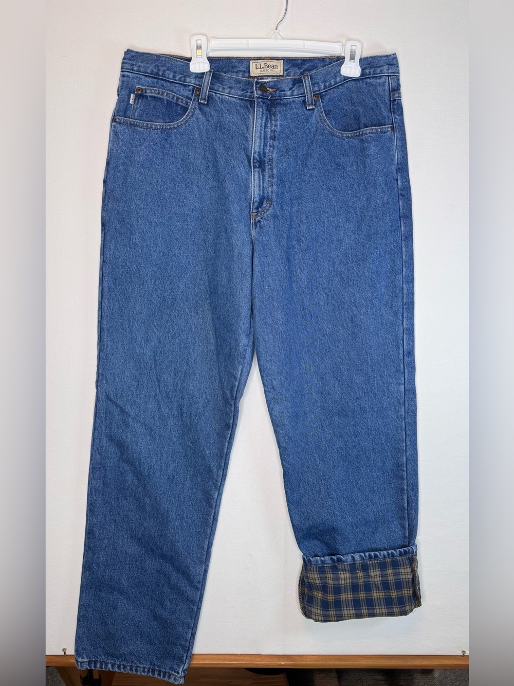 L.L. Bean Mens Jeans Sz 38x32 classic fit straight leg plaid flannel lined denim